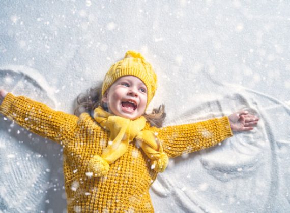 Featured-Image-kid-making-snow-angel-new-year