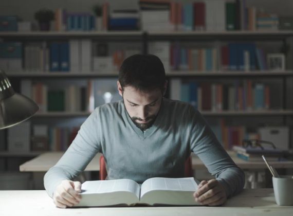 Symiomata-Student-of-Greek-Featured-Image
